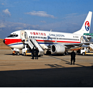 北京首都机场货运航空快运业稳步发展的原因是什么？
